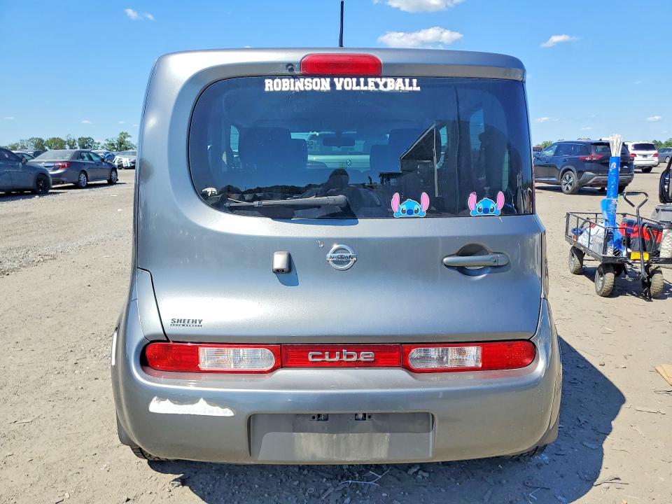 55125636 :رقم المزاد ، JN8AZ2KR8AT154686 vin ، 2010 Nissan Cube مزاد بيع