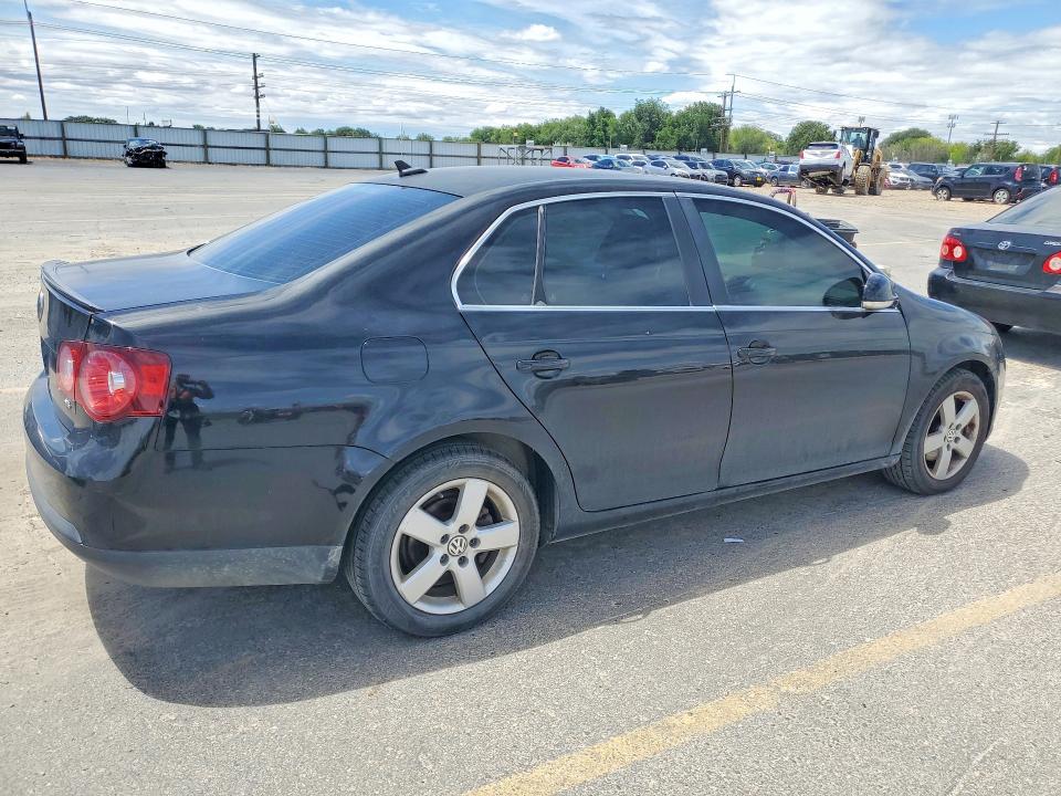 58931436 :رقم المزاد ، 3VWRZ71K79M093287 vin ، 2009 Volkswagen Jetta مزاد بيع