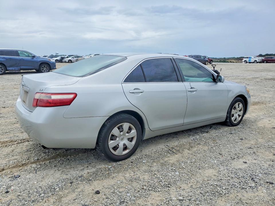 57693206 :رقم المزاد ، 4T1BE46K87U652745 vin ، 2007 Toyota Camry مزاد بيع