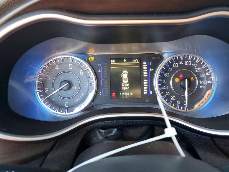 57060756 :رقم المزاد ، 1C3CCCAB7FN502803 vin ، 2015 Chrysler 200 مزاد بيع