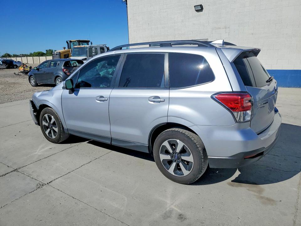 2017 Subaru Forester მანქანა იყიდება აუქციონზე, vin: JF2SJAEC2HH513330, აუქციონის ნომერი: 56968116