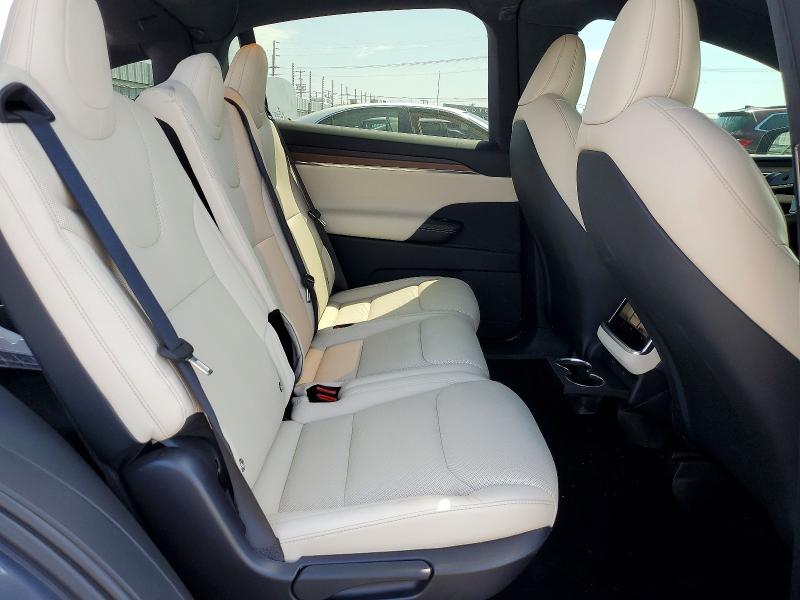 Продаж на аукціоні авто 2023 Tesla Model X, vin: 7SAXCDE58PF366143, номер лоту: 58231356