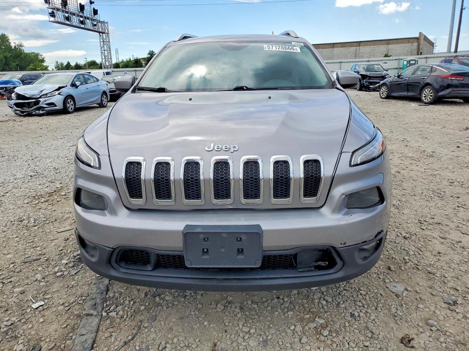 Продаж на аукціоні авто 2018 Jeep Cherokee, vin: 1C4PJLCB5JD533885, номер лоту: 57128666
