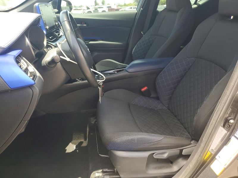 57026106 :رقم المزاد ، NMTKHMBX5MR137505 vin ، 2021 Toyota C-hr مزاد بيع
