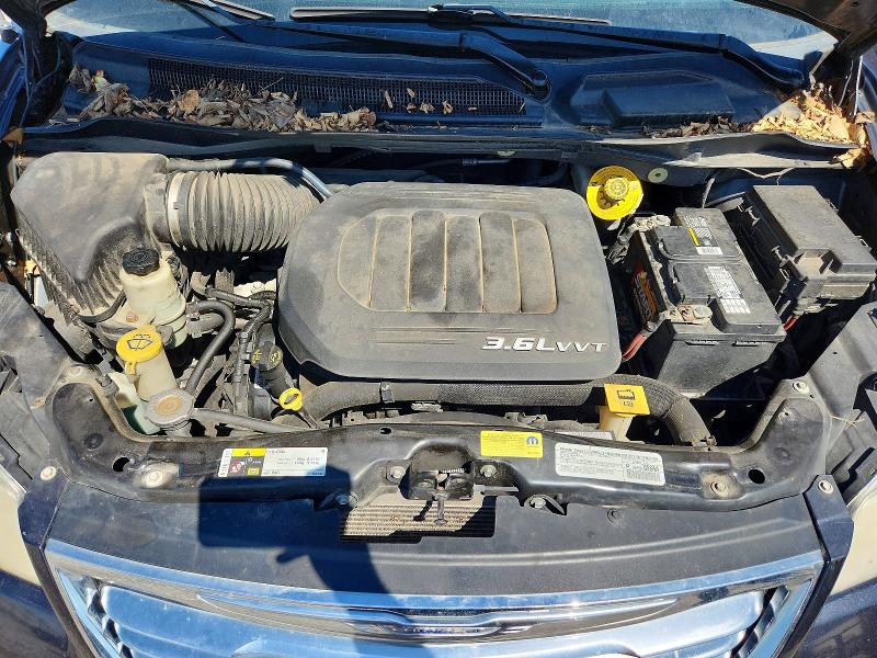 2014 Chrysler Town & Country მანქანა იყიდება აუქციონზე, vin: 2C4RC1BG7ER400374, აუქციონის ნომერი: 55400766