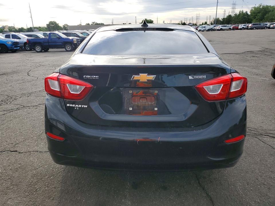 Продаж на аукціоні авто 2018 Chevrolet Cruze, vin: 1G1BF5SM0J7191473, номер лоту: 55783166