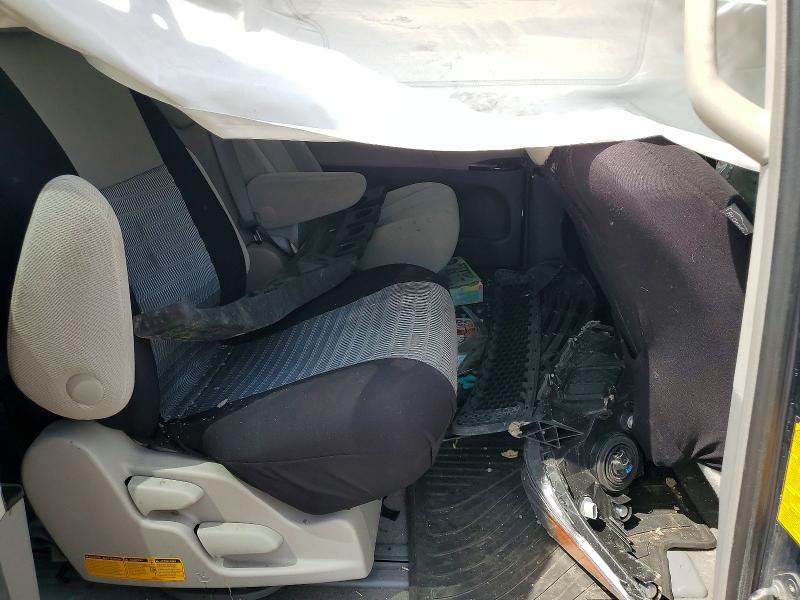 Продажа на аукционе авто 2014 Toyota Sienna, vin: 5TDKK3DC7ES500105, номер лота: 55981126