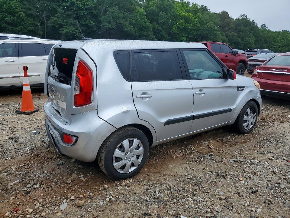 56680006 :رقم المزاد ، KNDJT2A59D7526111 vin ، 2013 Kia Soul مزاد بيع
