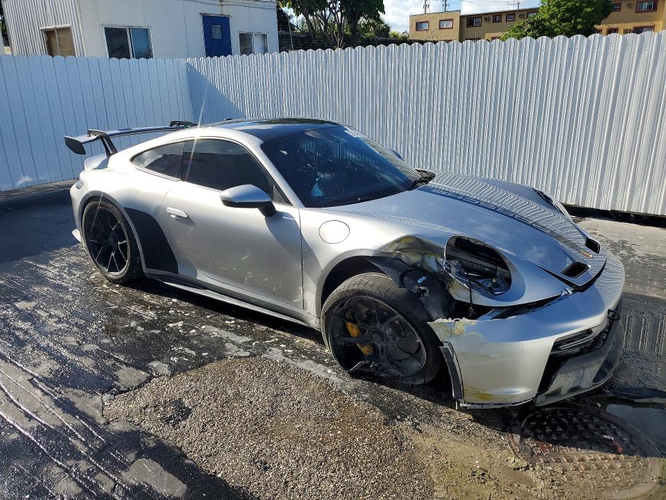 58242566 :رقم المزاد ، WP0AC2A93NS268735 vin ، 2022 Porsche 911 مزاد بيع