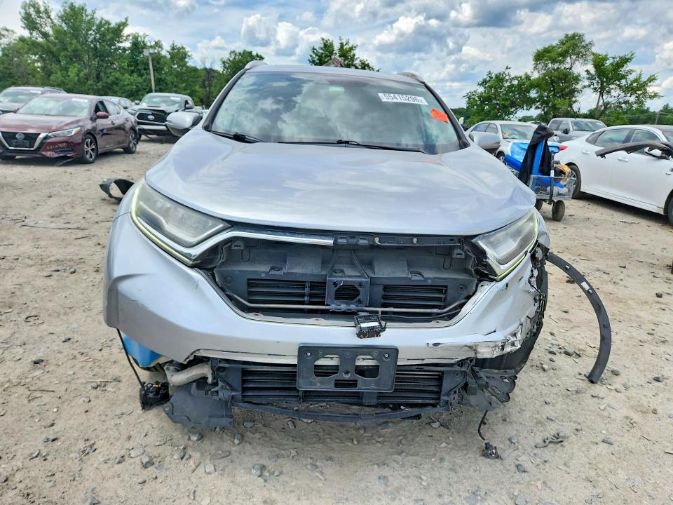 Продаж на аукціоні авто 2018 Honda Cr-v, vin: 7FARW2H99JE042050, номер лоту: 55415296