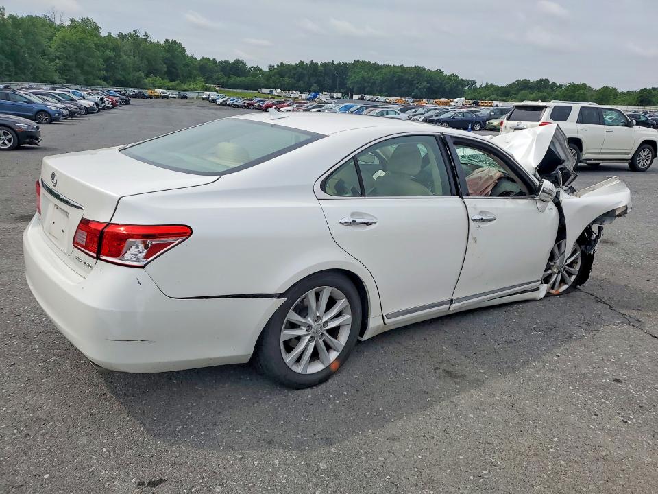 58804376 :رقم المزاد ، JTHBK1EG6B2435805 vin ، 2011 Lexus Es مزاد بيع