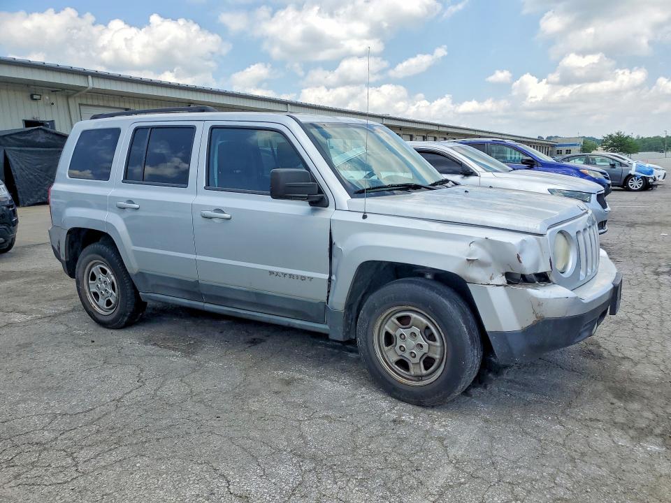 56936326 :رقم المزاد ، 1J4NT1GB3BD196841 vin ، 2011 Jeep Patriot مزاد بيع