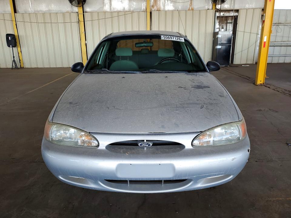 55697126 :رقم المزاد ، 3FAFP13P12R158750 vin ، 2002 Ford Escort مزاد بيع