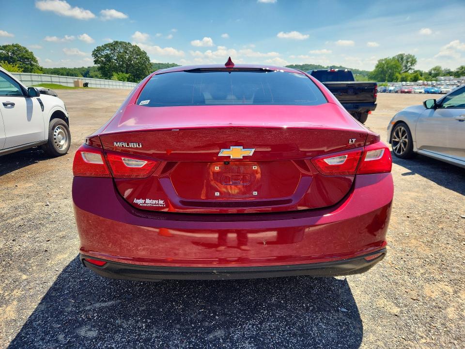 58272136 :رقم المزاد ، 1G1ZD5STXJF169529 vin ، 2018 Chevrolet Malibu مزاد بيع