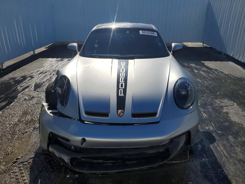 58242566 :رقم المزاد ، WP0AC2A93NS268735 vin ، 2022 Porsche 911 مزاد بيع