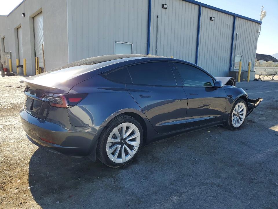 57953966 :رقم المزاد ، 5YJ3E1EB7NF136309 vin ، 2022 Tesla Model 3 مزاد بيع