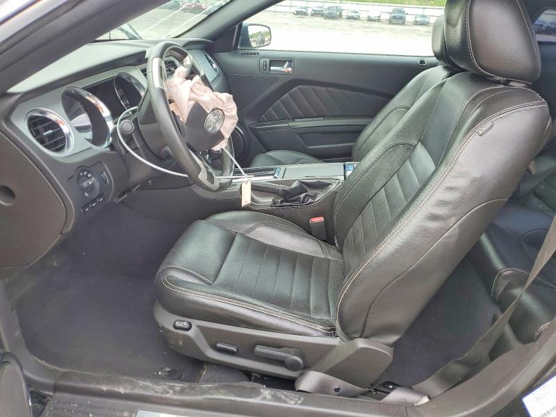57509626 :رقم المزاد ، 1ZVBP8CH6A5128989 vin ، 2010 Ford Mustang مزاد بيع