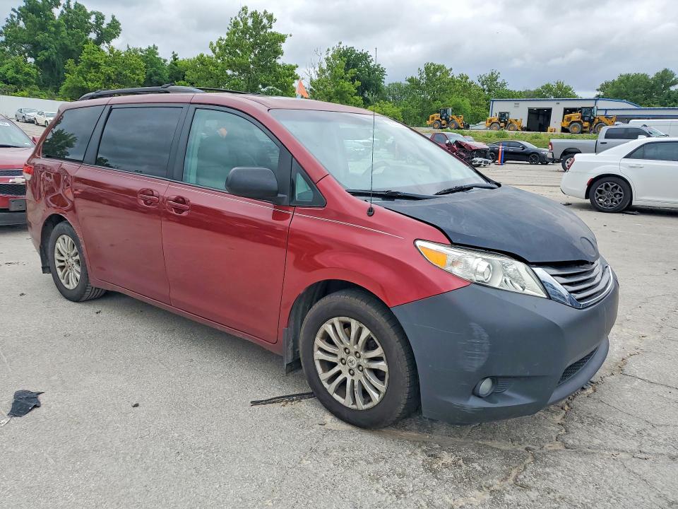 Продаж на аукціоні авто 2011 Toyota Sienna, vin: 5TDYK3DC4BS043016, номер лоту: 58223236