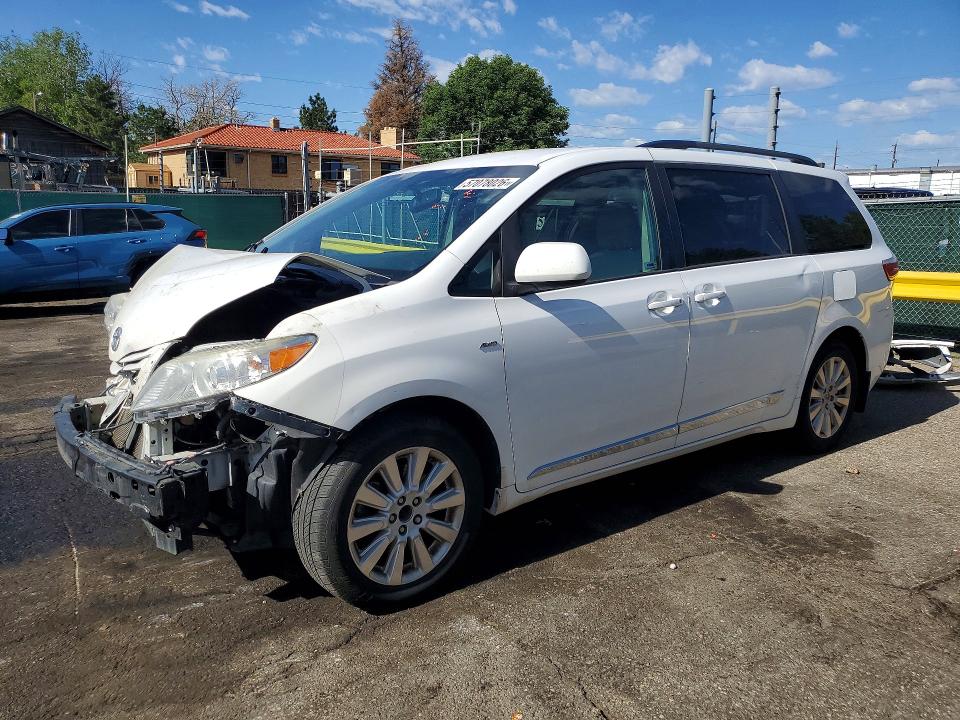 Auction sale of the 2016 Toyota Sienna, vin: 5TDJK3DCXGS140584, lot number: 57078026