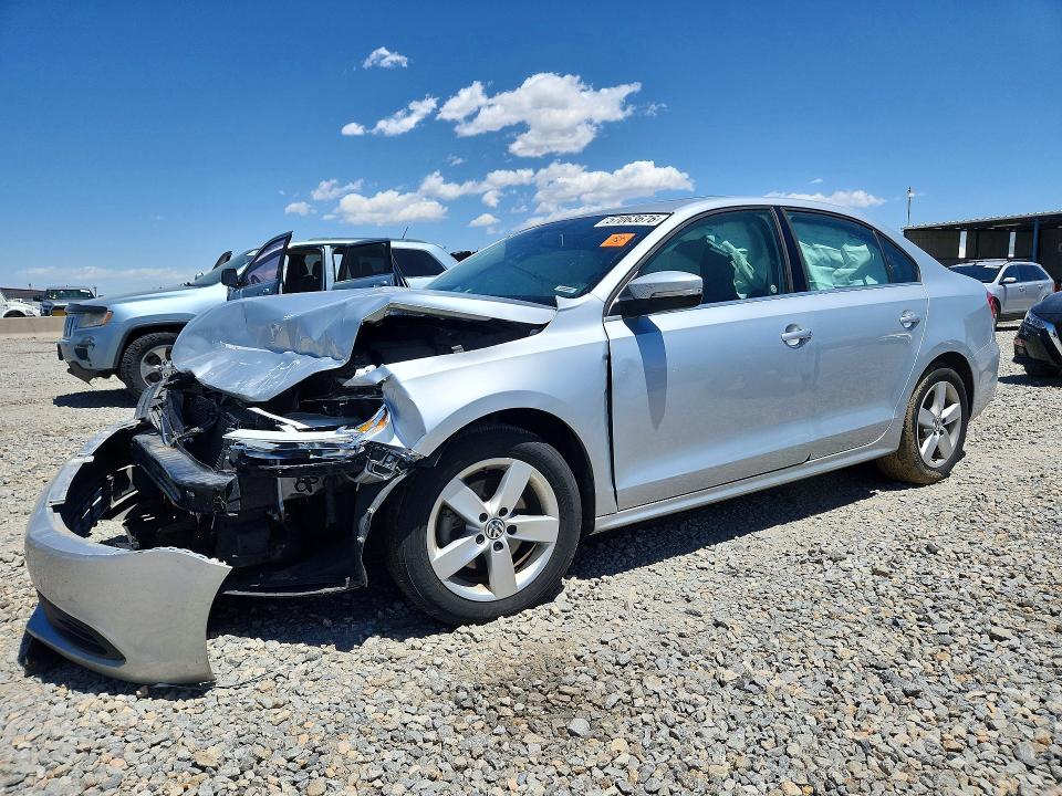 2014 Volkswagen Jetta მანქანა იყიდება აუქციონზე, vin: 3VWLL7AJ1EM384795, აუქციონის ნომერი: 57063676