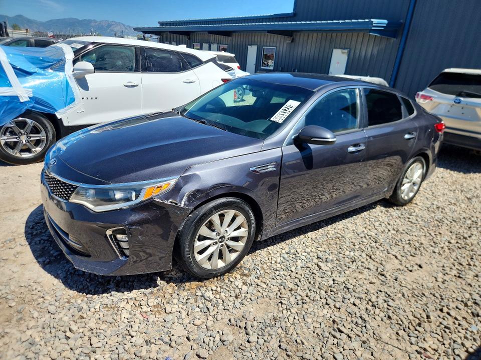 Продаж на аукціоні авто 2018 Kia Optima, vin: 5XXGT4L37JG213014, номер лоту: 57213306
