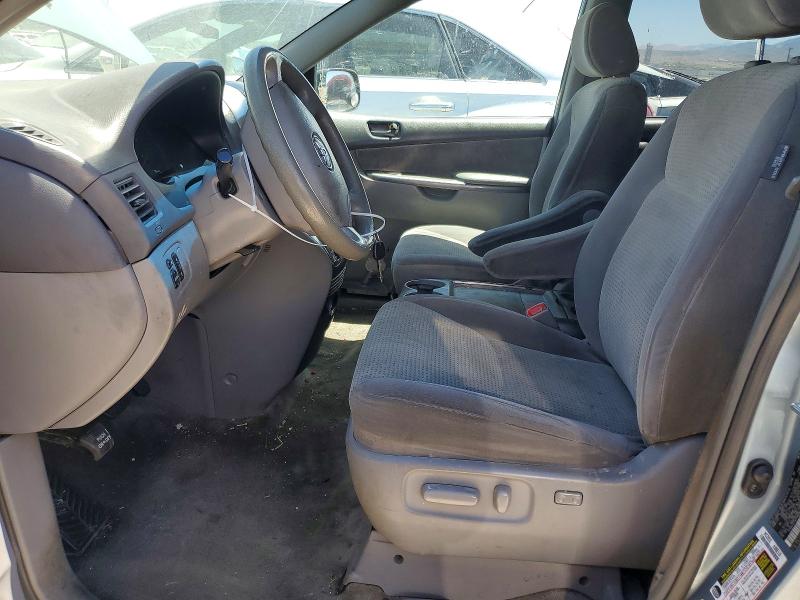 57557776 :رقم المزاد ، 5TDZK23C38S106308 vin ، 2008 Toyota Sienna مزاد بيع