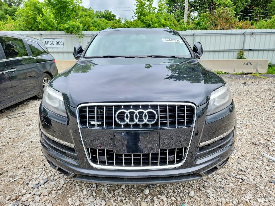 58440926 :رقم المزاد ، WA1LGAFE1FD001221 vin ، 2015 Audi Q7 مزاد بيع