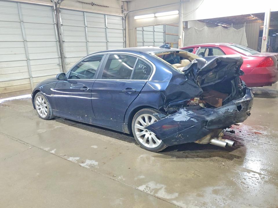2006 Bmw 330 მანქანა იყიდება აუქციონზე, vin: WBAVB33506PS15240, აუქციონის ნომერი: 58892446