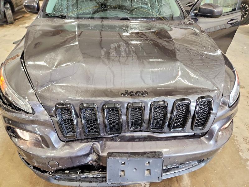 55599366 :رقم المزاد ، 1C4PJMCS5EW298341 vin ، 2014 Jeep Cherokee مزاد بيع