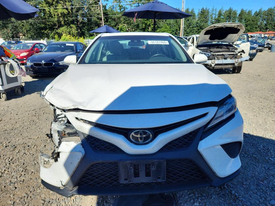 2018 Toyota Camry მანქანა იყიდება აუქციონზე, vin: 4T1B11HK4JU526249, აუქციონის ნომერი: 56187466
