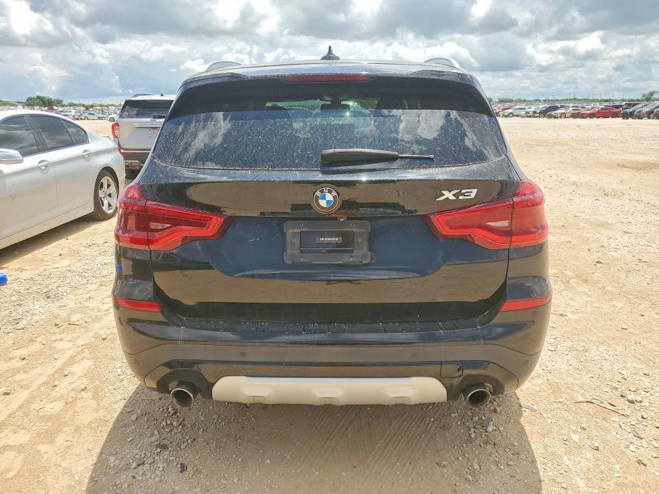 55547266 :رقم المزاد ، 5UXTR9C53JLC80058 vin ، 2018 Bmw X3 مزاد بيع