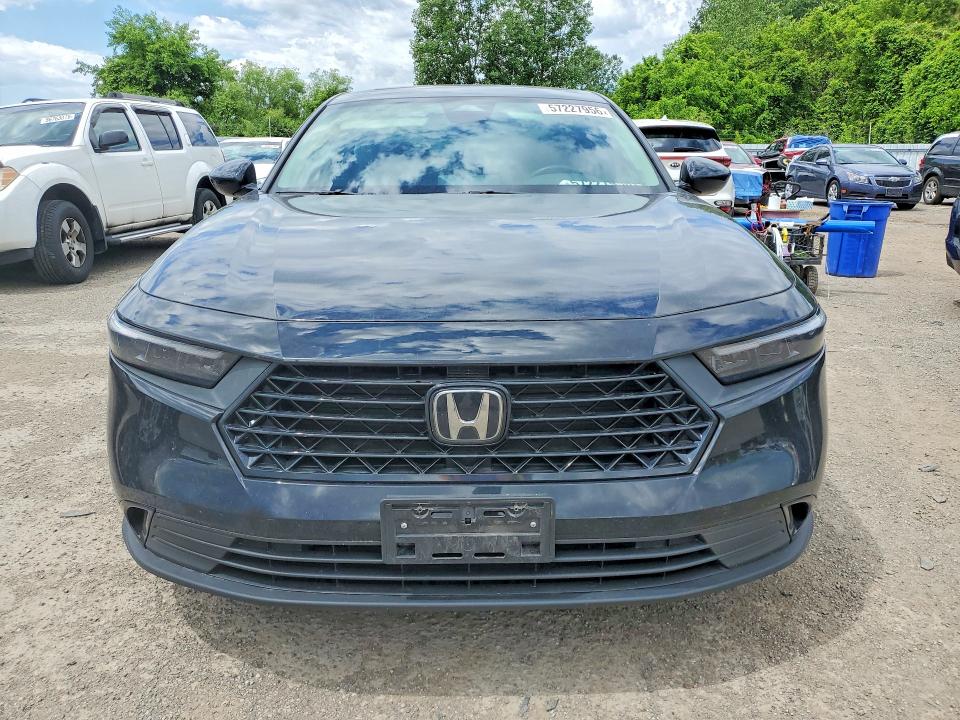 57227956 :رقم المزاد ، 1HGCY1F41SA800603 vin ، 2025 Honda Accord مزاد بيع