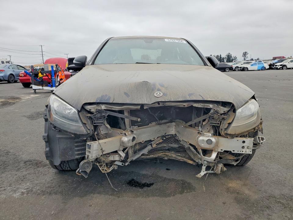 57631956 :رقم المزاد ، 55SWF4JBXJU273402 vin ، 2018 Mercedes-benz C مزاد بيع