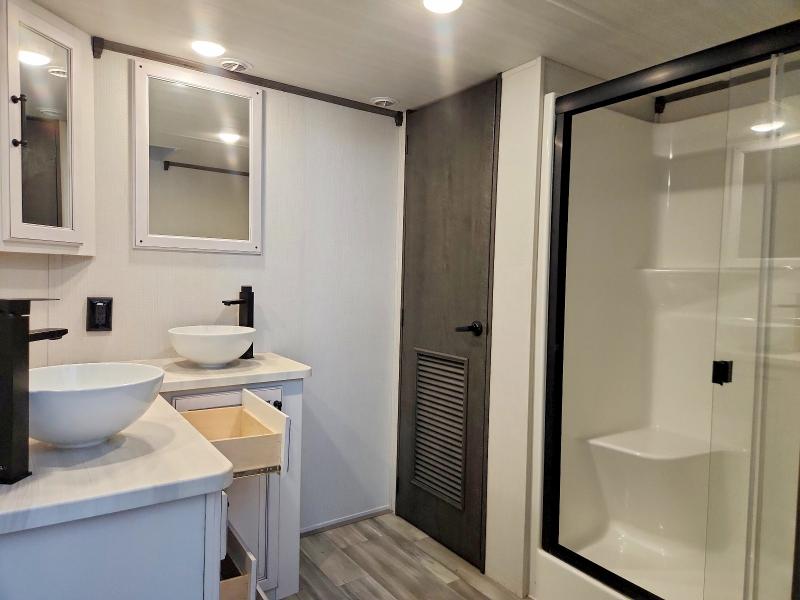 Aukcja sprzedaży 2024 Keystone Rv Recreational Vehicle (rv), vin: 4YDTHRU20RW260170, numer aukcji: 55741116