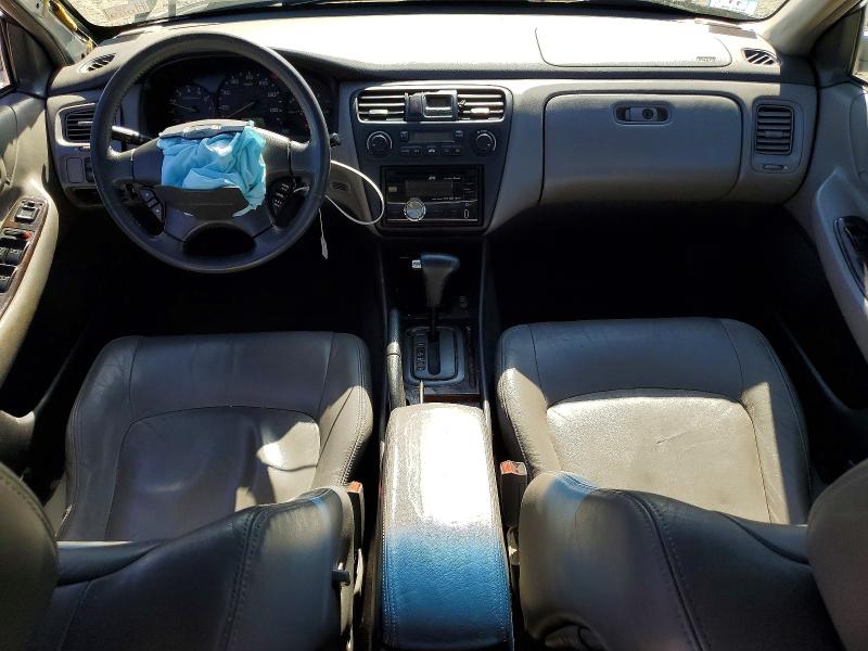 57318536 :رقم المزاد ، 1HGCG16532A002499 vin ، 2002 Honda Accord مزاد بيع