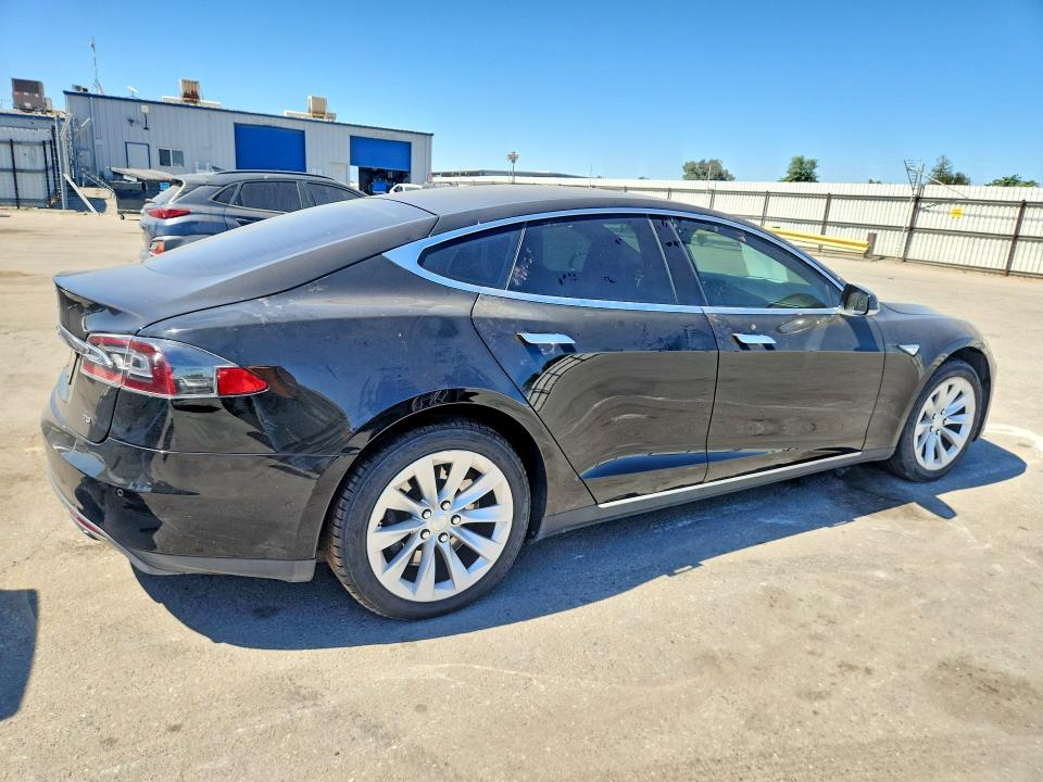 Aukcja sprzedaży 2016 Tesla Model S, vin: 5YJSA1E13GF132985, numer aukcji: 58818756