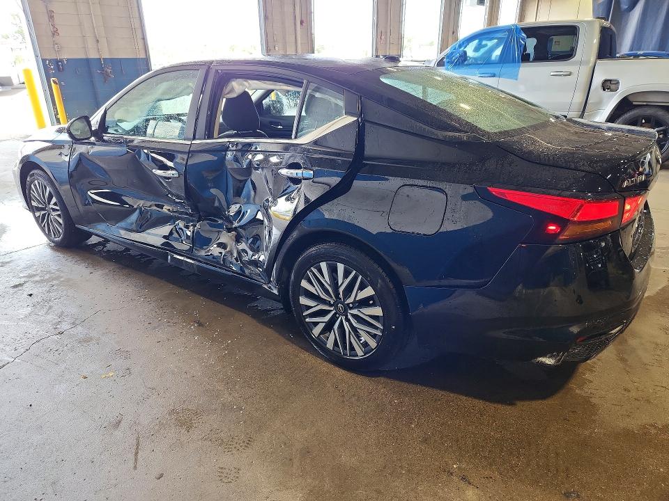 58113696 :رقم المزاد ، 1N4BL4DV0SN398657 vin ، 2025 Nissan Altima مزاد بيع