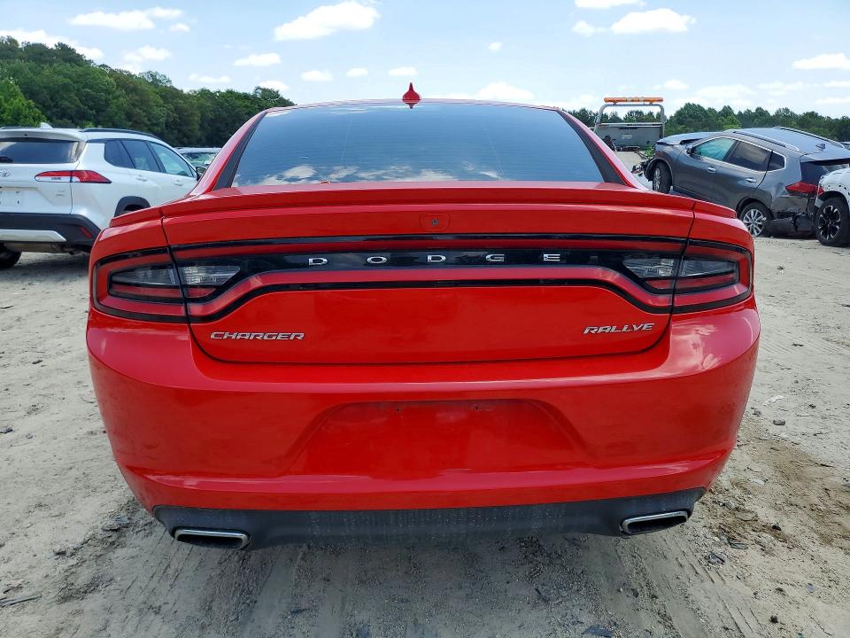 56854806 :رقم المزاد ، 2C3CDXHG1FH877195 vin ، 2015 Dodge Charger مزاد بيع