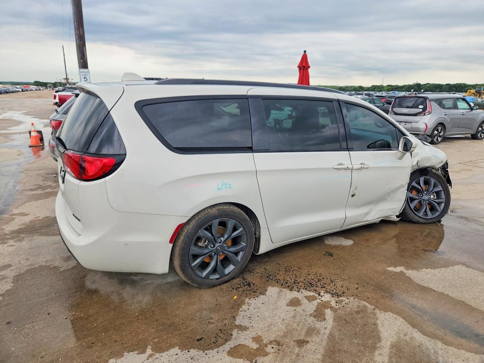 Продаж на аукціоні авто 2019 Chrysler Pacifica, vin: 2C4RC1GGXKR638952, номер лоту: 58255836
