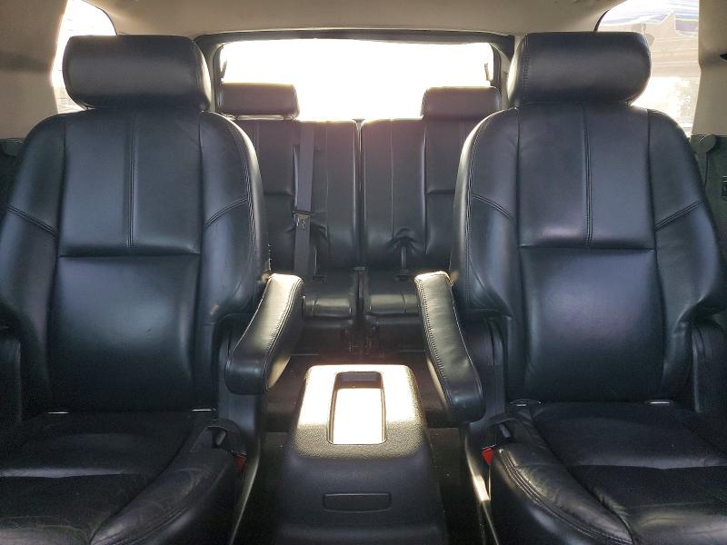 55640736 :رقم المزاد ، 1GKFK63838J122841 vin ، 2008 Gmc Yukon مزاد بيع