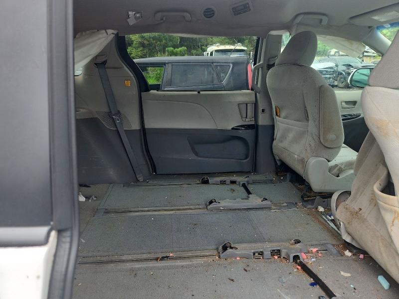Продажа на аукционе авто 2013 Toyota Sienna, vin: 5TDJK3DC1DS056729, номер лота: 58474876