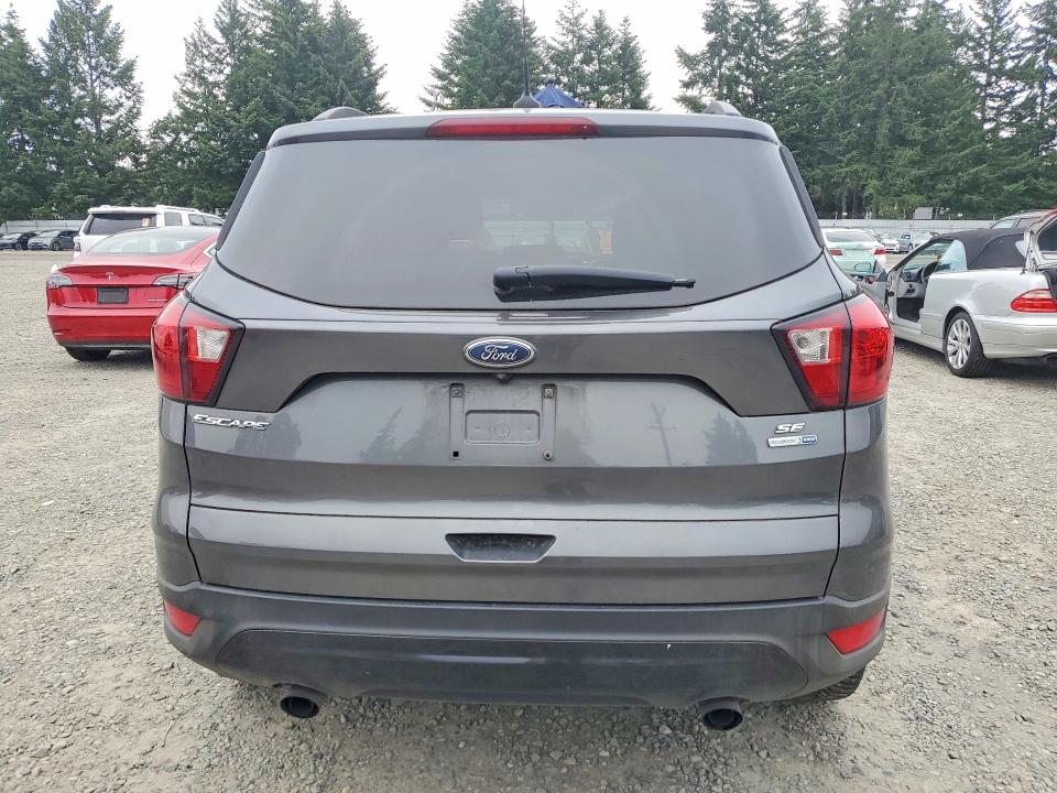2019 Ford Escape მანქანა იყიდება აუქციონზე, vin: 1FMCU9GD2KUB09954, აუქციონის ნომერი: 57424526