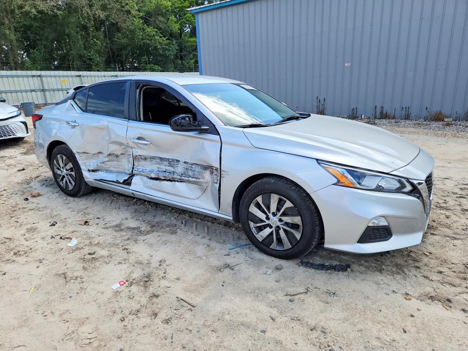 58607746 :رقم المزاد ، 1N4BL4BV6LC151479 vin ، 2020 Nissan Altima مزاد بيع