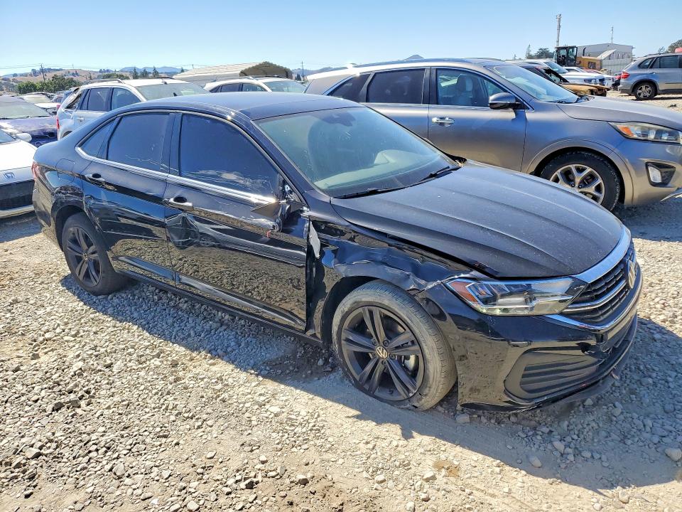 58246396 :رقم المزاد ، 3VW7M7BU2RM016638 vin ، 2024 Volkswagen Jetta مزاد بيع