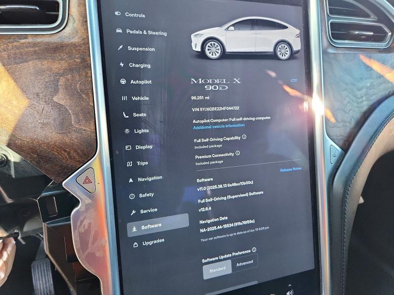 Продажа на аукционе авто 2017 Tesla Model X, vin: 5YJXCBE22HF044722, номер лота: 56644206