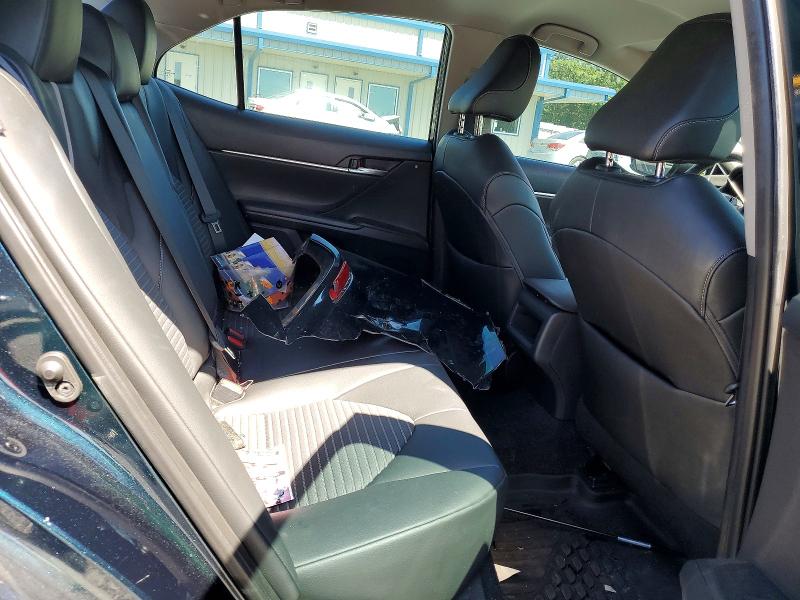 56318816 :رقم المزاد ، 4T1G11AK5MU462176 vin ، 2021 Toyota Camry مزاد بيع