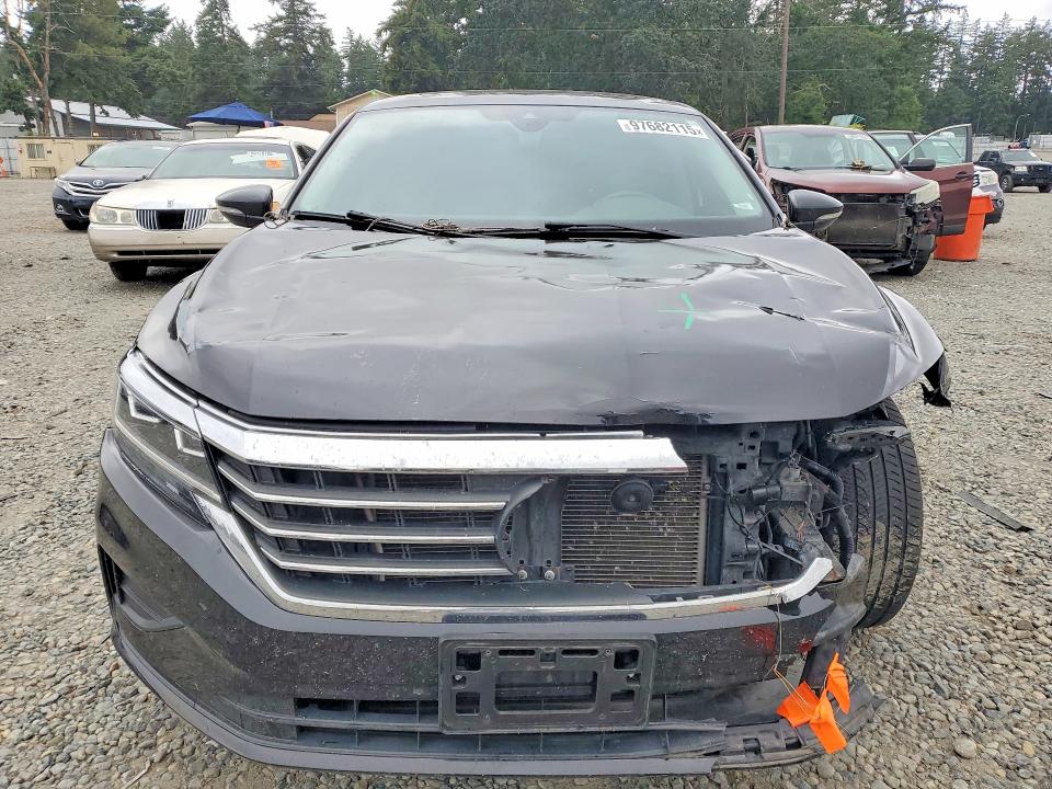 97682115 :رقم المزاد ، 1VWSA7A30NC004978 vin ، 2022 Volkswagen Passat مزاد بيع