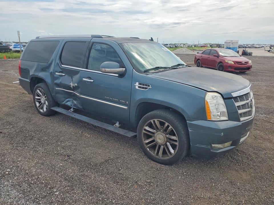 2008 Cadillac Escalade მანქანა იყიდება აუქციონზე, vin: 1GYFK468X8R215797, აუქციონის ნომერი: 55860816