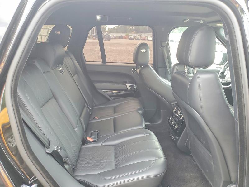 2015 Land Rover Range Rover მანქანა იყიდება აუქციონზე, vin: SALGS2VF4FA215409, აუქციონის ნომერი: 57504096