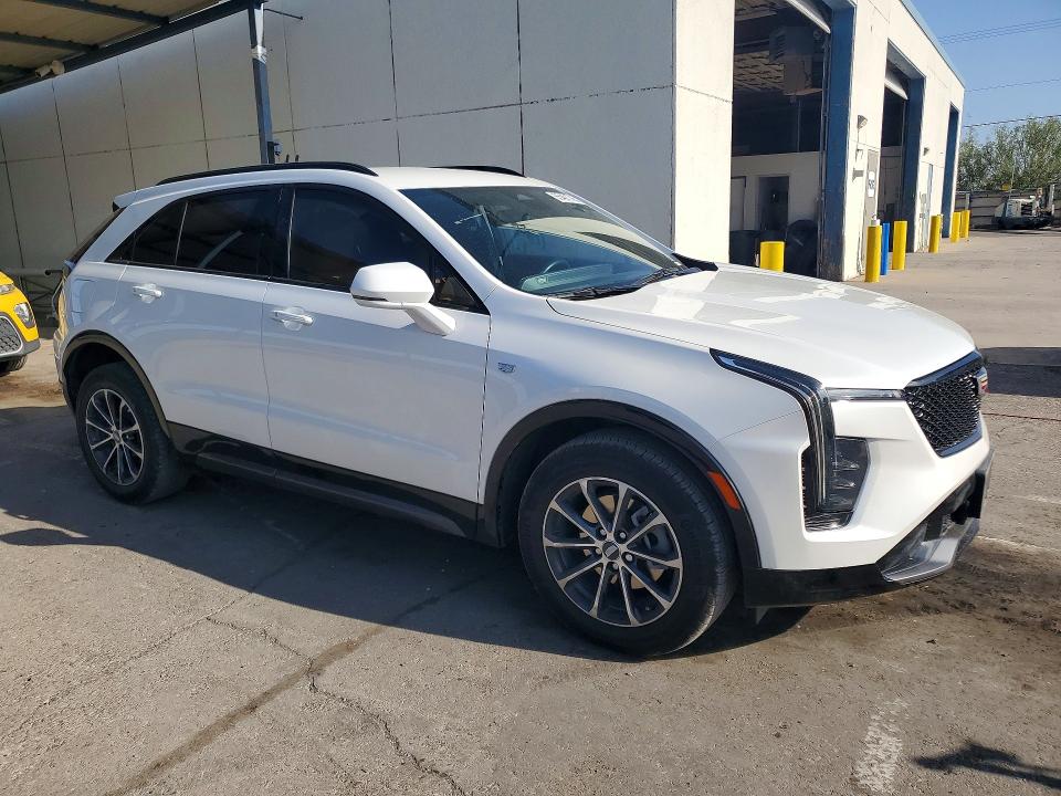 85461745 :رقم المزاد ، 1GYFZFR40RF159100 vin ، 2024 Cadillac Xt4 مزاد بيع